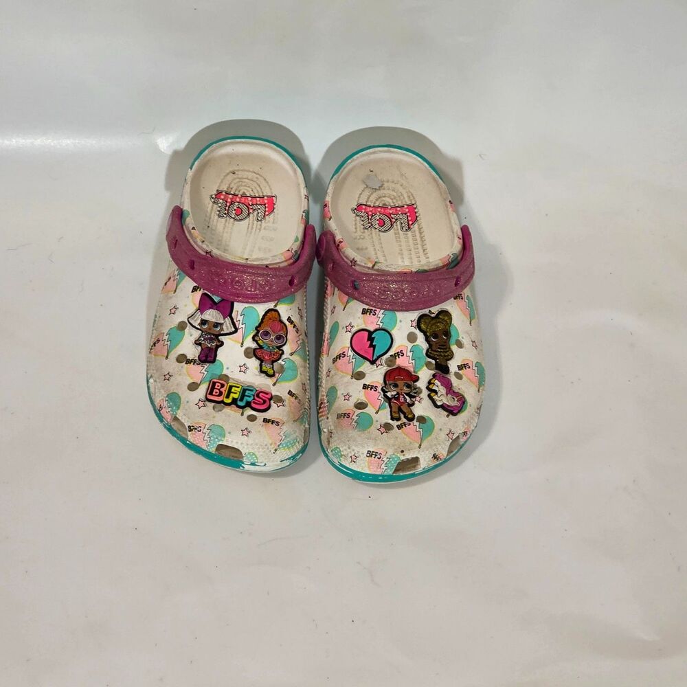 Crocs Classic White Clogs Slip On Shoes Size 4 Junior Kids